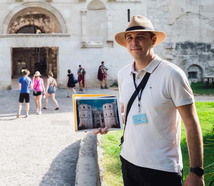 Split: Walking tour of Split with a 'Magister' of History - Questions at the right moments: how Toni keeps the group engaged