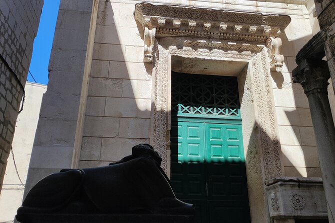 Split Walking Tour with a Licensed Local Guide - Local advice for attractions, restaurants, and Instagram-style photos