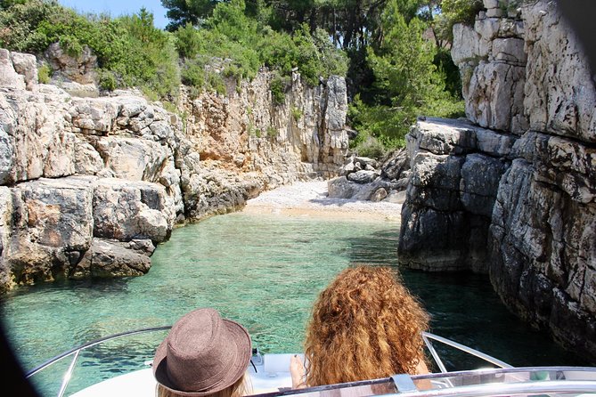 Three Island Cruise Tour Featuring the Blue Lagoon and Solta - Maslinica on Solta: Coffee, Strolling, and Lunch on Your Terms