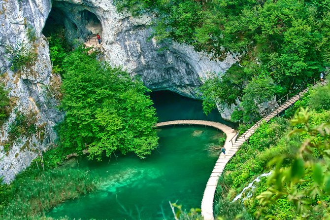 Transfer from Split to Zagreb with Entry Ticket to Plitvice Lakes - Who should book this, and who should skip it?