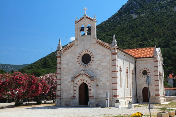 Transfer Split to Dubrovnik with Sightseeing in Ston Town - A faster, nicer way to get from Split to Dubrovnik