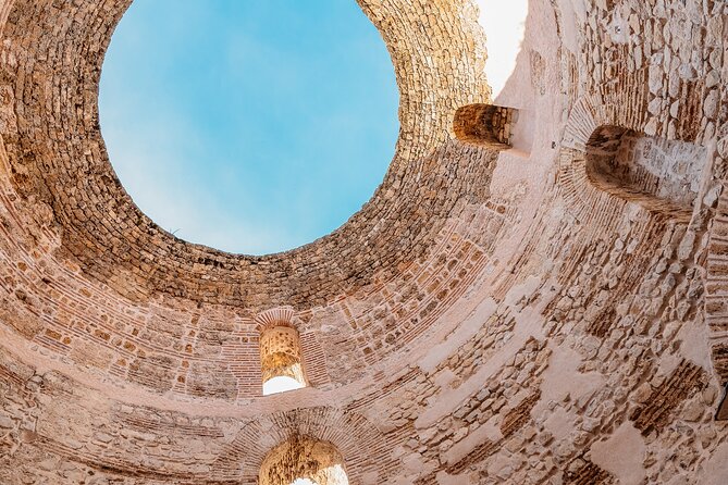 Walking tour of Split with an Art Historian - Starting at Strossmayerova Fountain: the water story that powers the palace