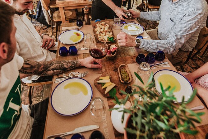 Wine Tasting in the Diocletian’s Palace - Hosts and service: what makes the experience feel personal